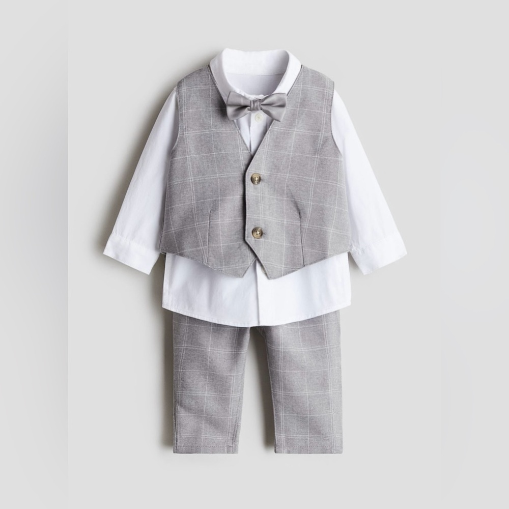 4-piece “dressy set” by H&M for boys